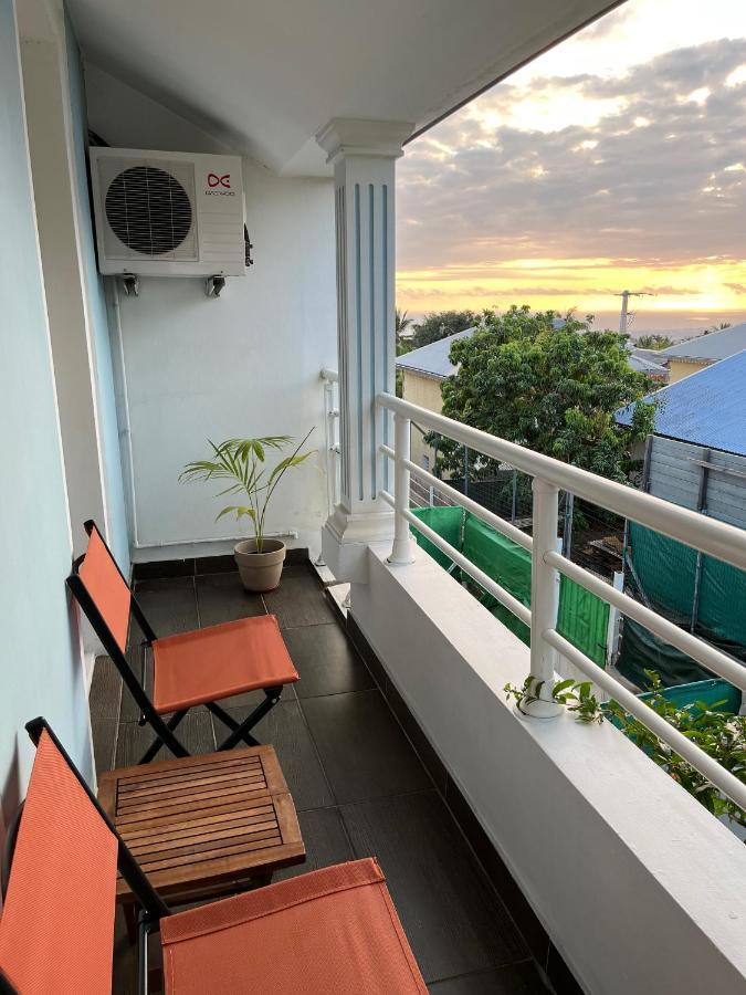 La Grenad'Ile Apartment Saint Pierre Bagian luar foto