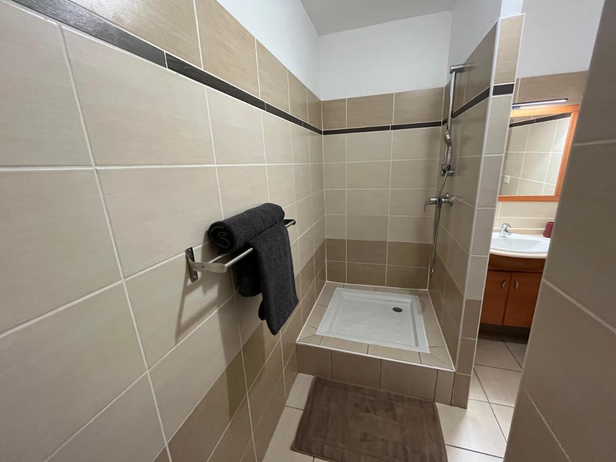 La Grenad'Ile Apartment Saint Pierre Bagian luar foto
